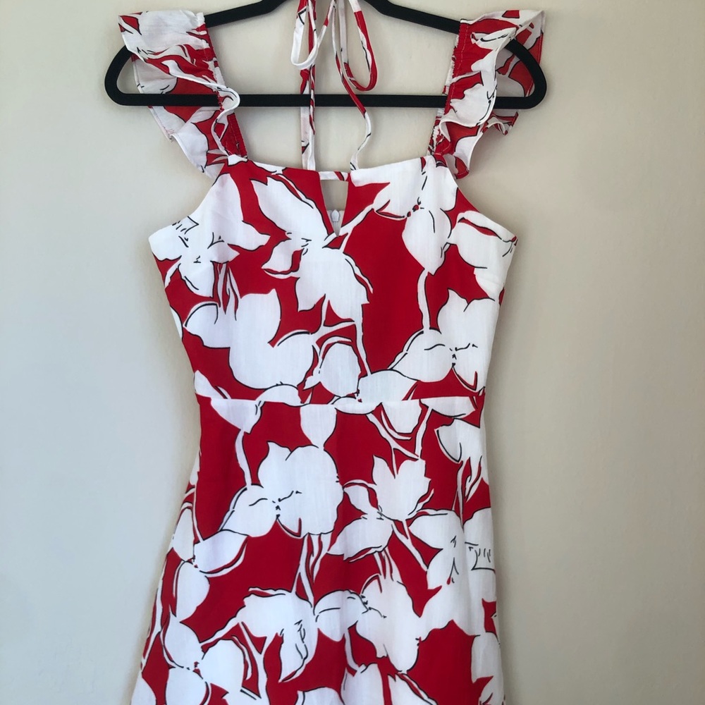 JOA Flower Print Dress With Ruffle Shoulder - Picture 3 of 4